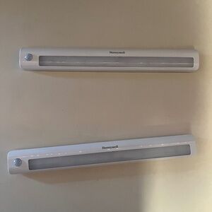 Honeywell motion lights
